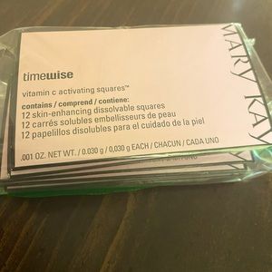 Mary Kay - vitamin C activating squares